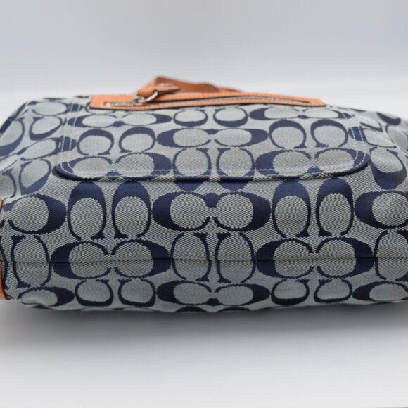 VINTAGE 2001 Coach Signature "C" Denim Blue Jacquard Canvas Tote - Picture 11 of 16